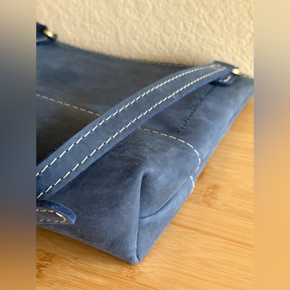 Portland Leather Festival Crossbody Bag Deep Water Cobalt Blue - Picture 9 of 9